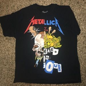 Metallica t shirt